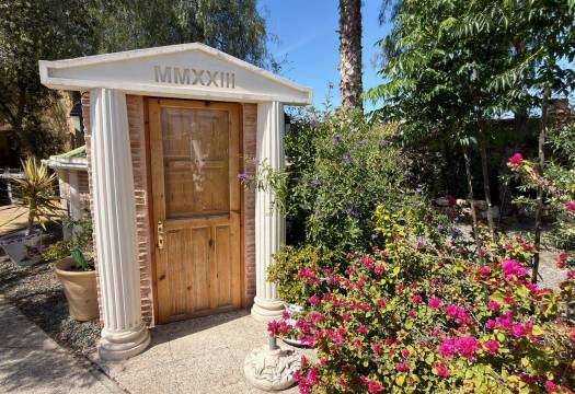 Resale - Finca / Country Property - Catral