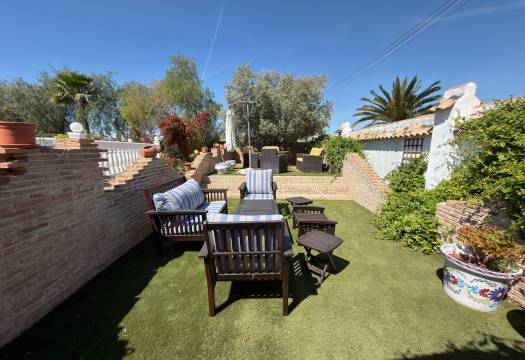 Resale - Finca / Country Property - Catral