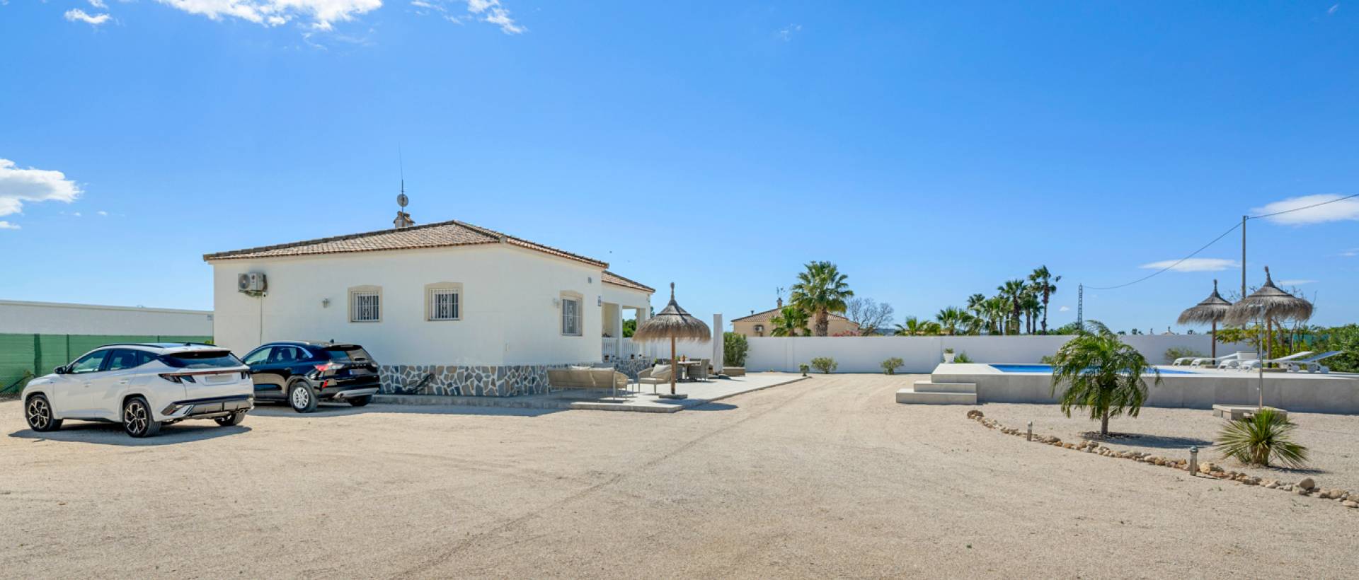 Resale - Finca / Country Property - Rafal