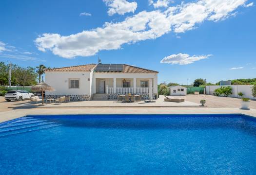 Resale - Finca / Country Property - Rafal