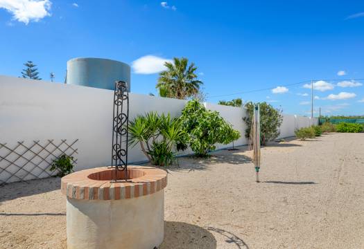 Resale - Finca / Country Property - Rafal