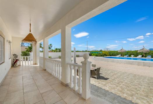 Resale - Finca / Country Property - Rafal