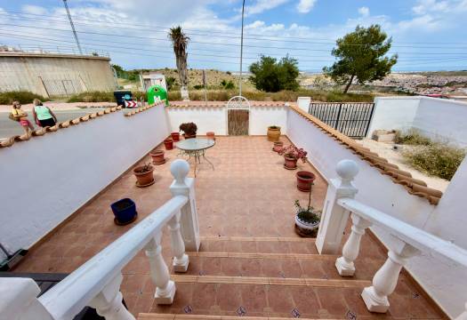 Resale - Villa - Ciudad Quesada