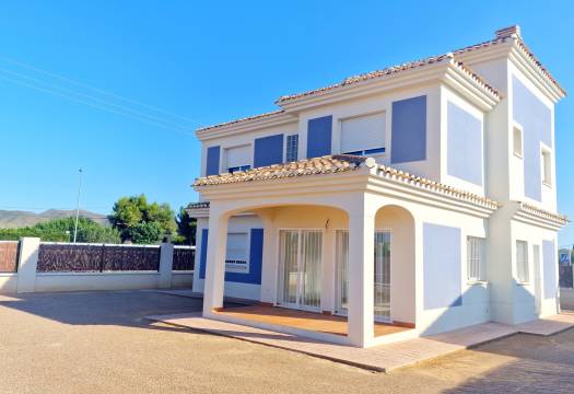 New - detached - Purias