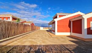 New - detached - Purias