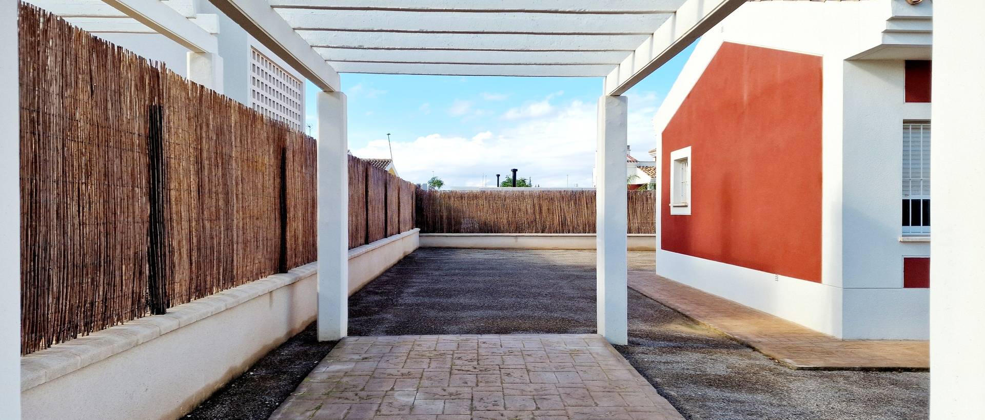 New - detached - Purias