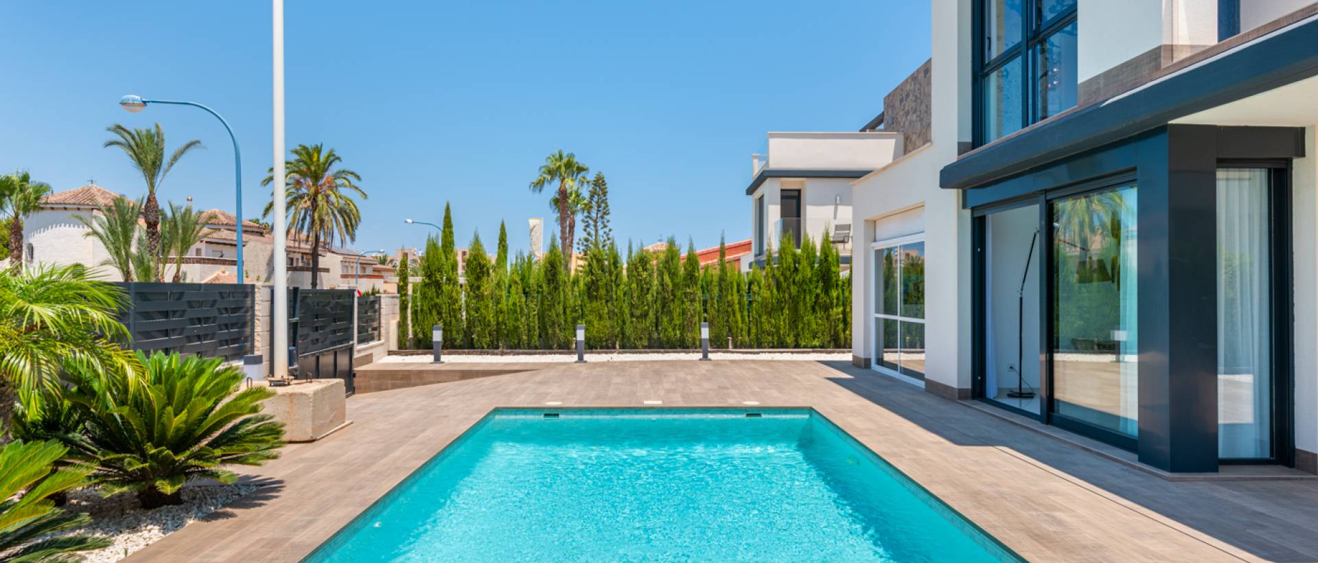 New - detached - Playa Paraiso