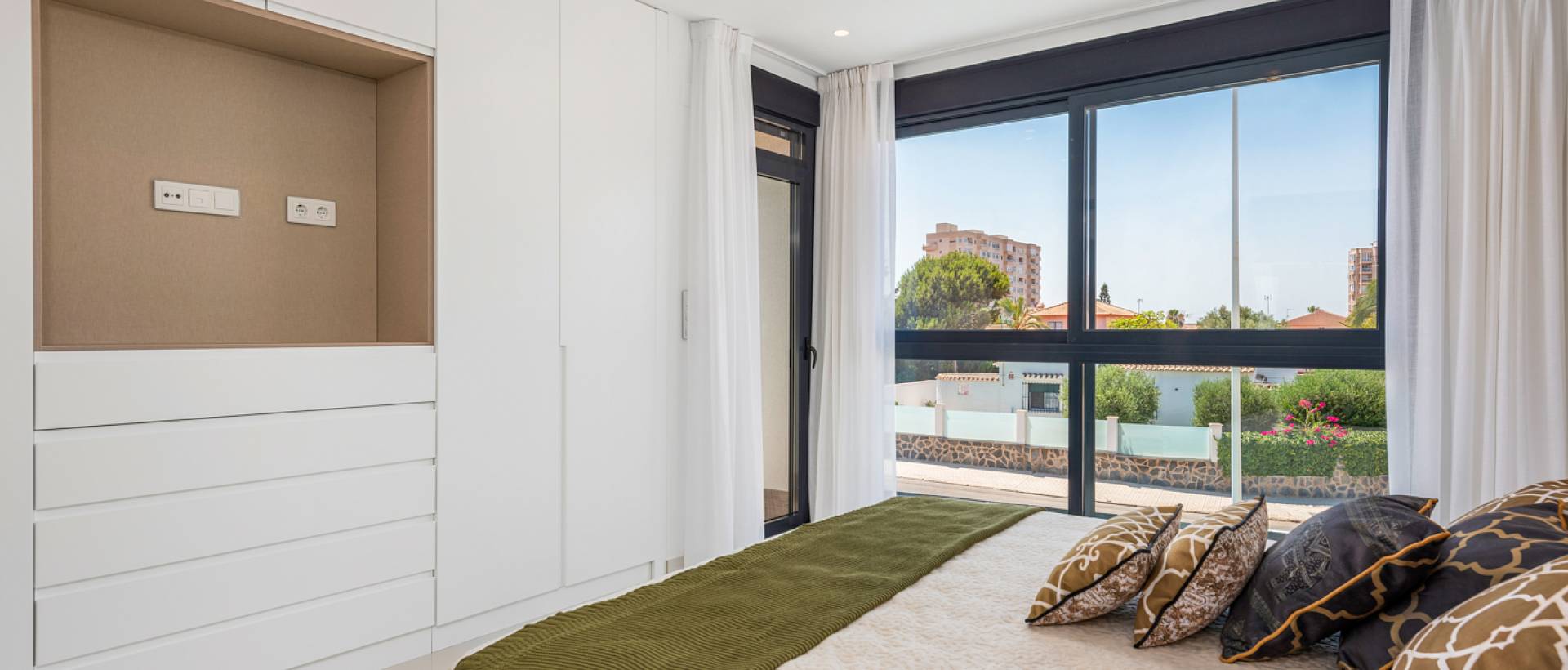 New - detached - Playa Paraiso
