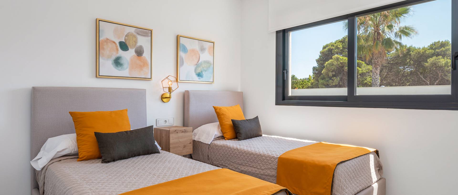 New - detached - Playa Paraiso