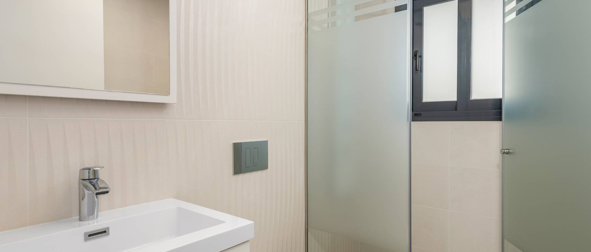 New - detached - Playa Paraiso