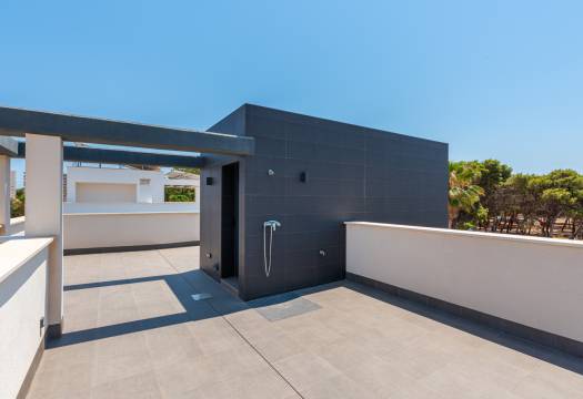 New - detached - Playa Paraiso