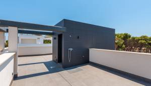 New - detached - Playa Paraiso