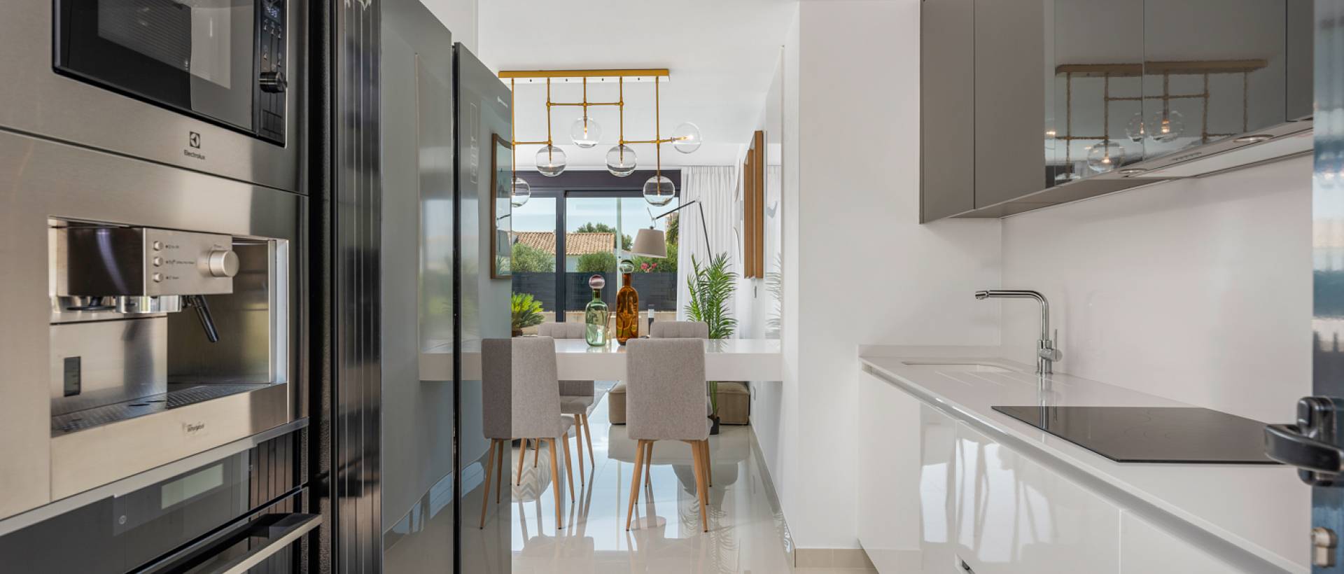 New - detached - Playa Paraiso