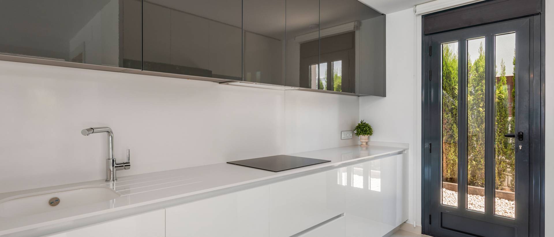 New - detached - Playa Paraiso