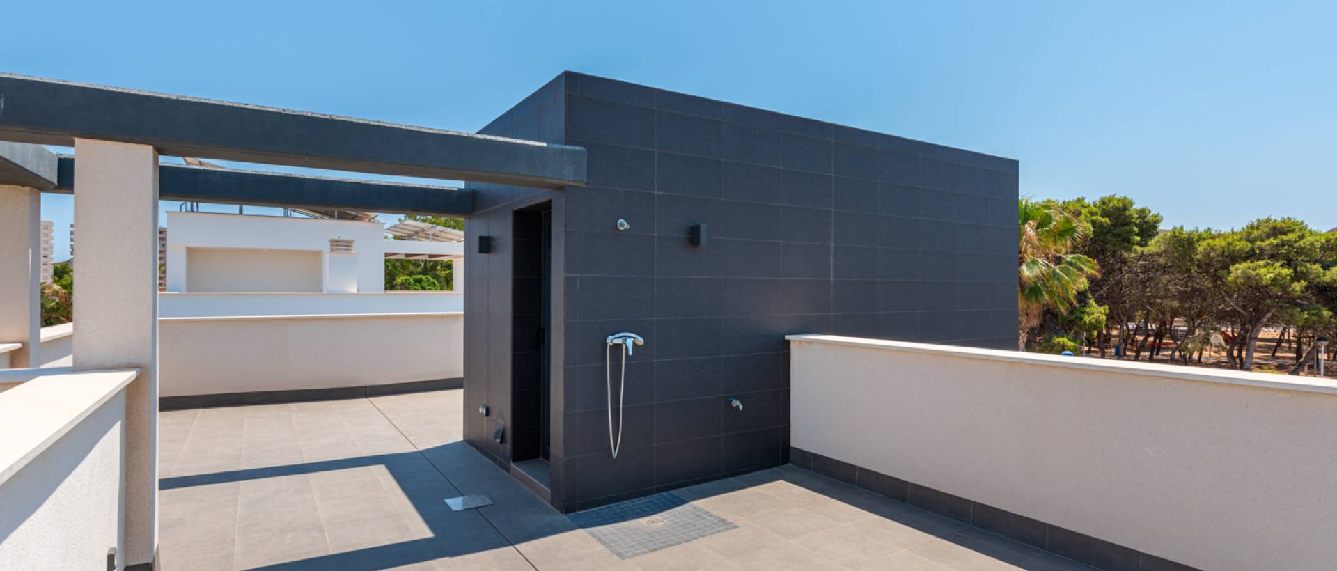New - detached - Playa Paraiso