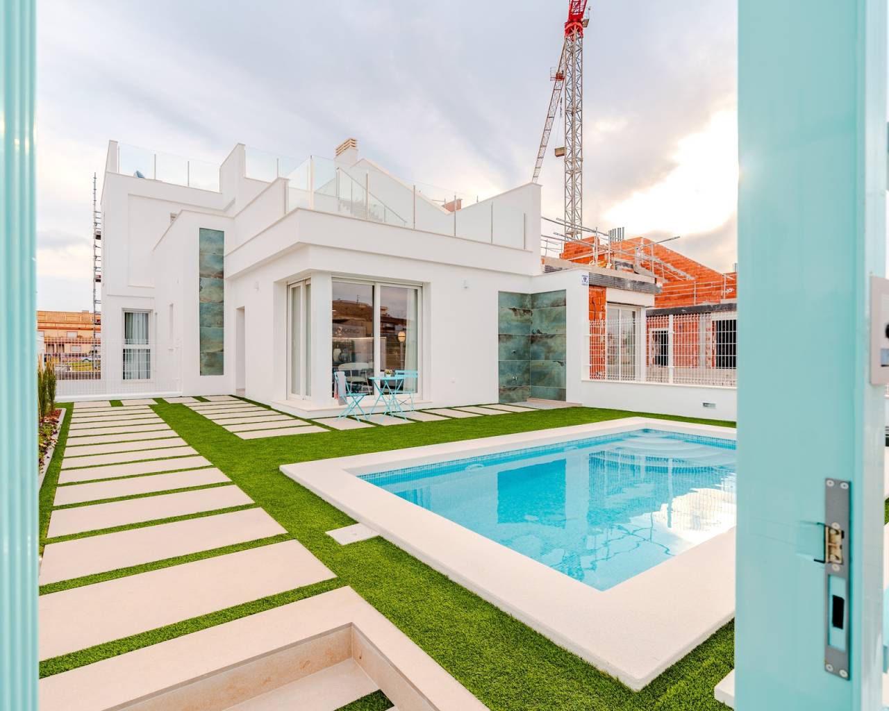 House in Los Alcazares - view 1