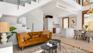 New - detached - Vera