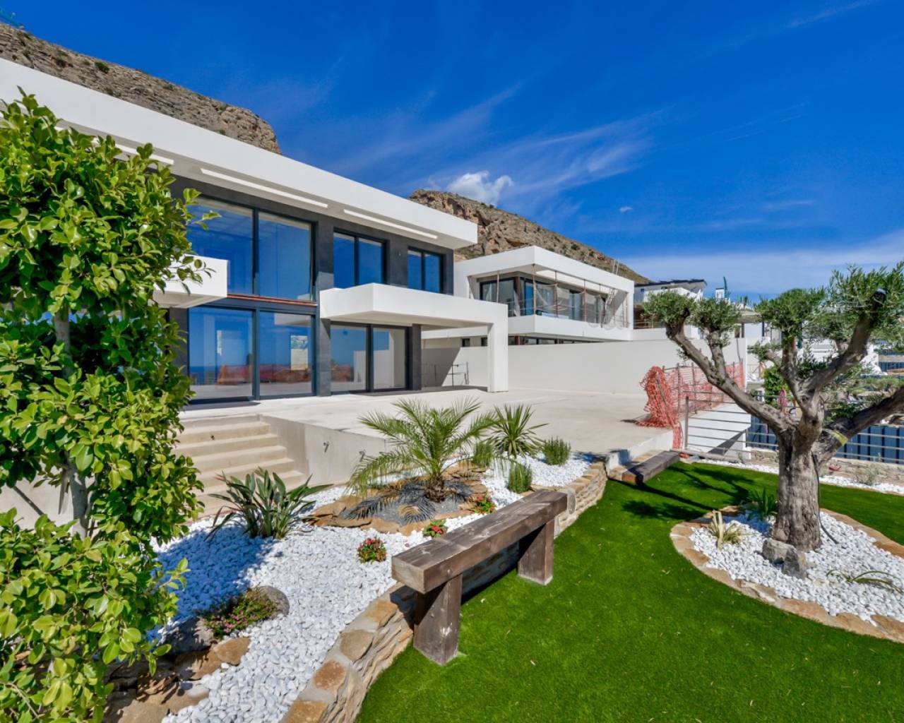Villa in Finestrat - view 1