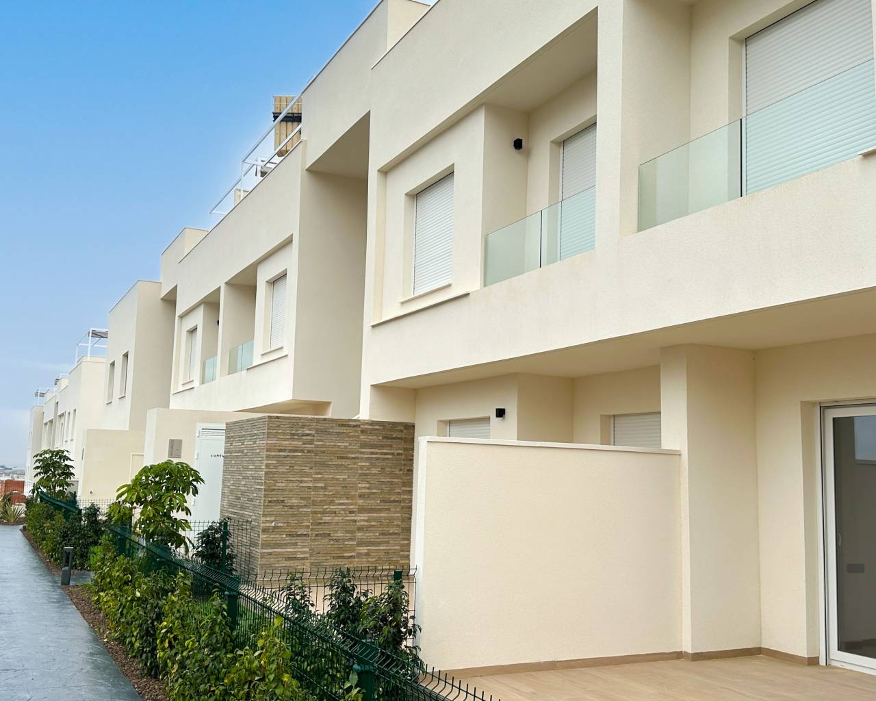 House in Algorfa - view 1