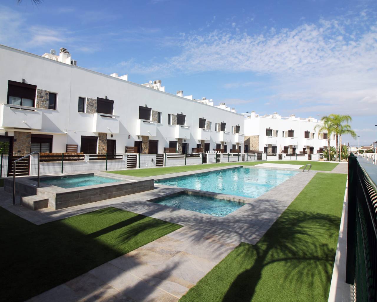 House in Los Plazas - view 1