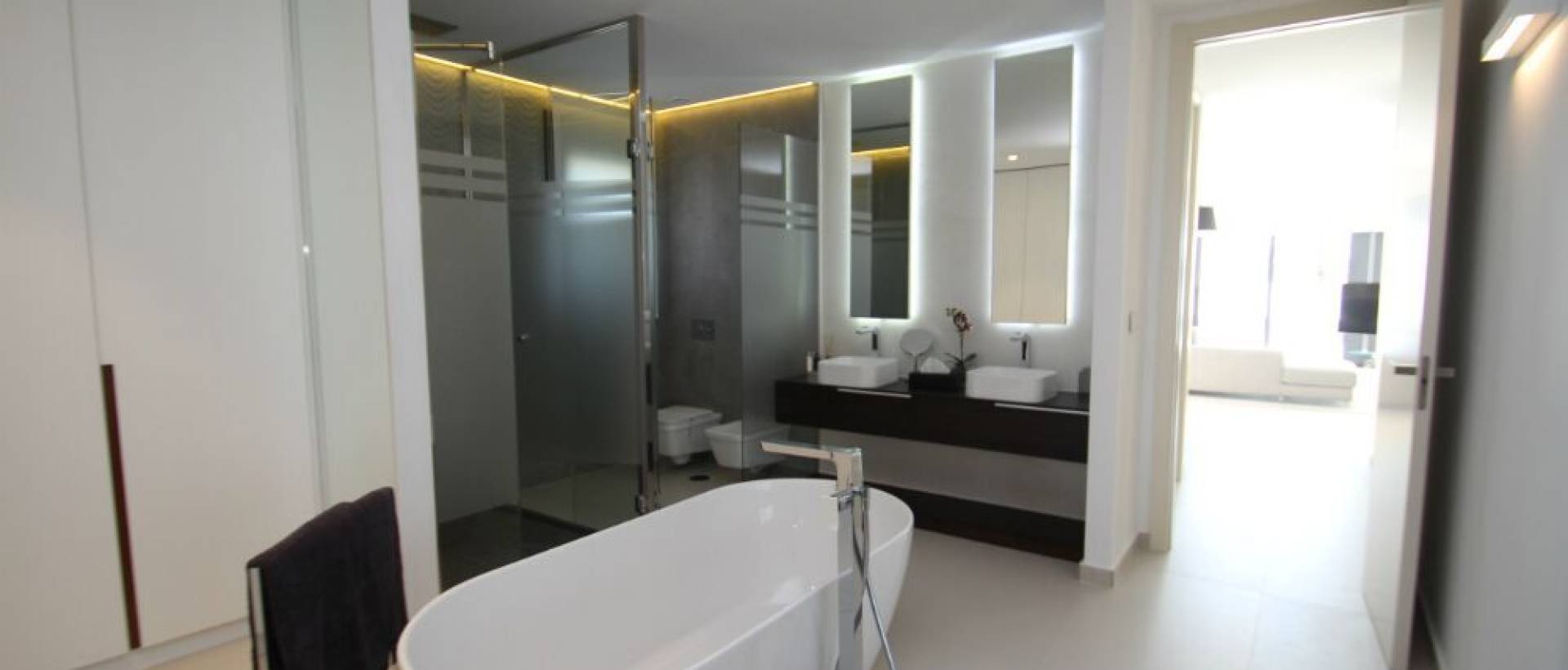 Obra Nueva - Villa / Chalet - San Miguel de Salinas