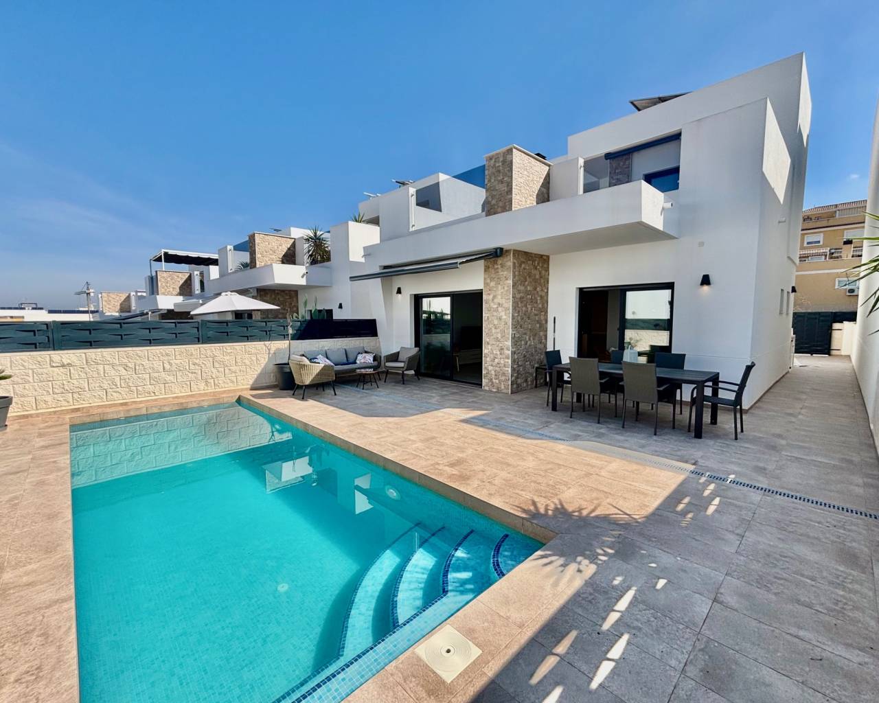 House in Benijofar - view 1