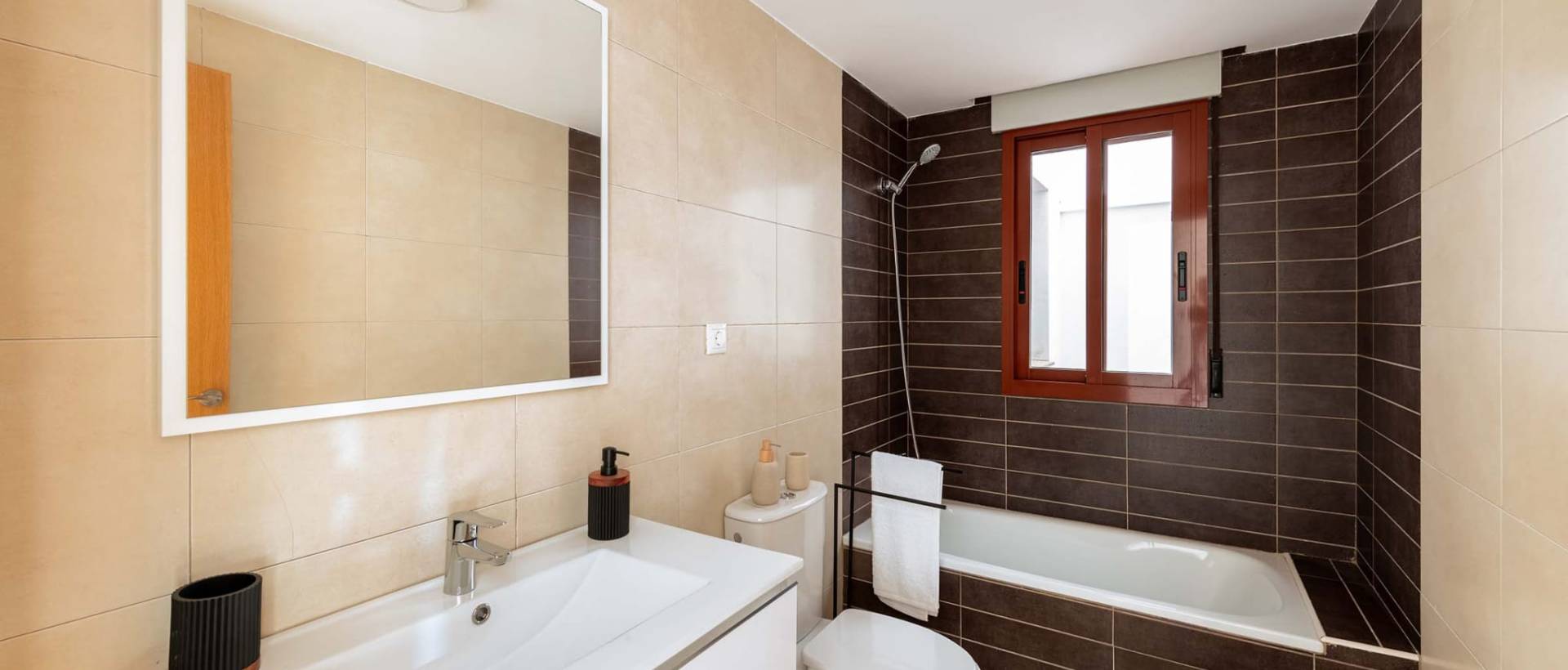 Obra Nueva - Apartmento - Jerónimo y Avileses