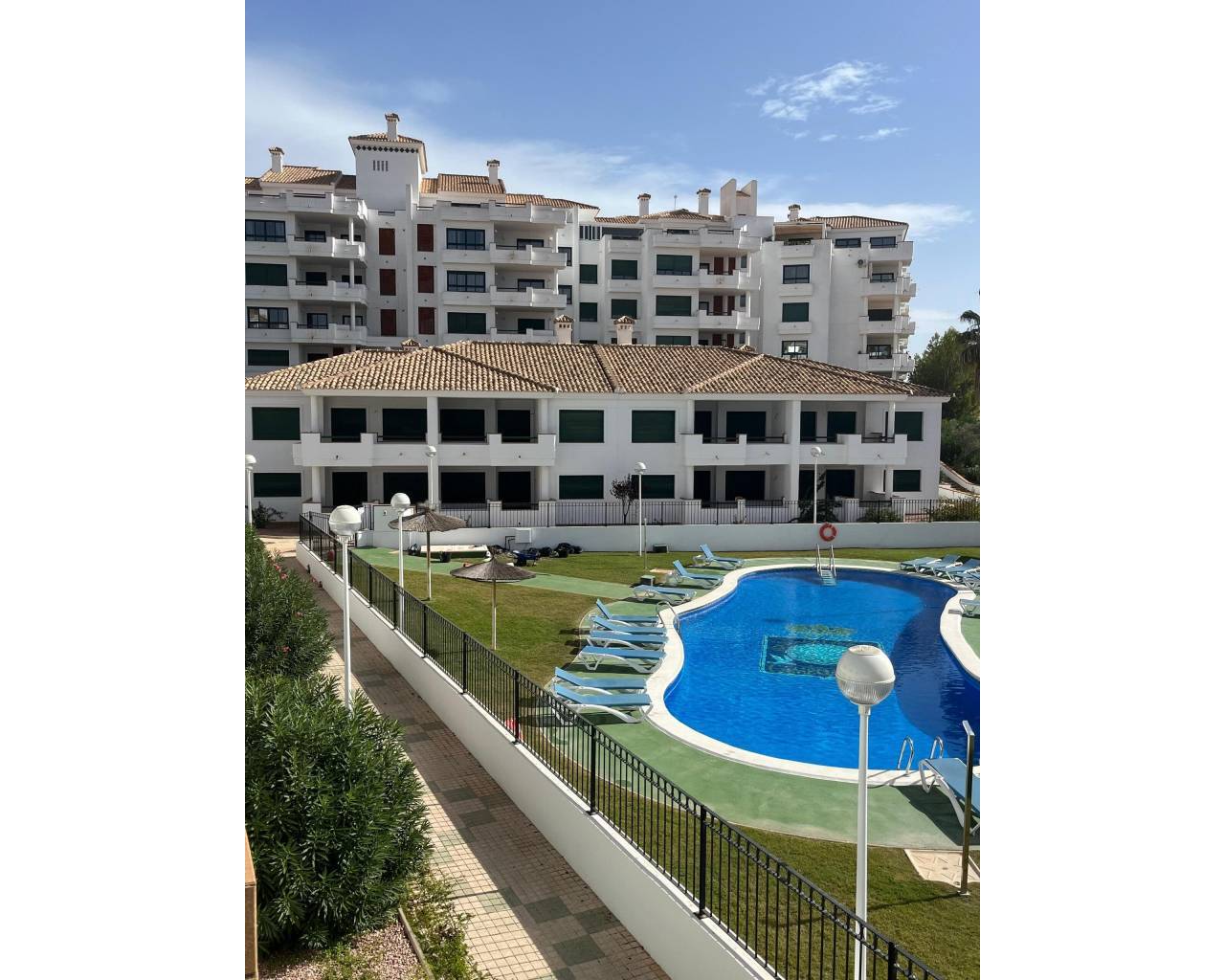 House in Urbanizacion los Balcones - Image 2