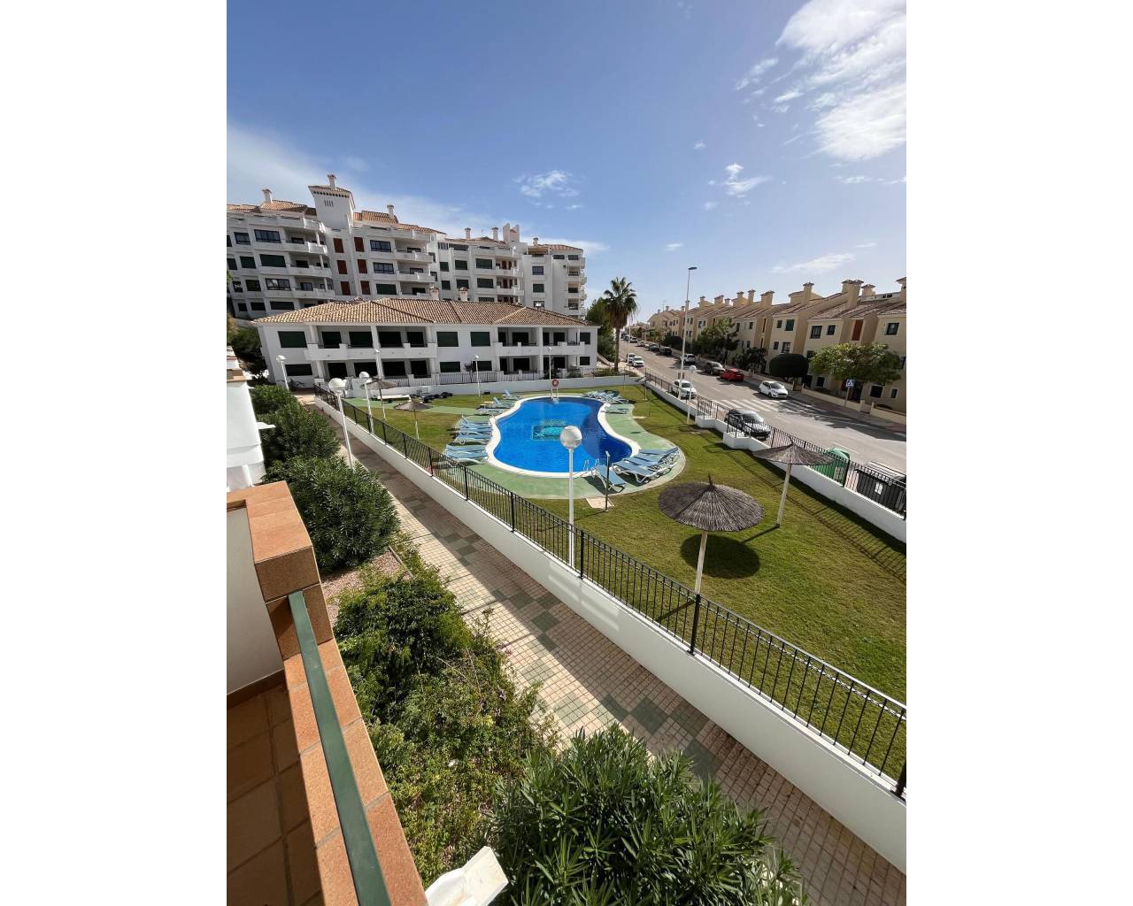 House in Urbanizacion los Balcones - Image 3