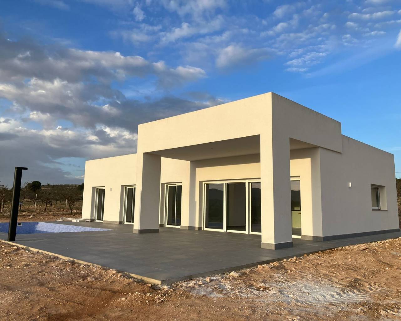 House in Pinoso - view 1