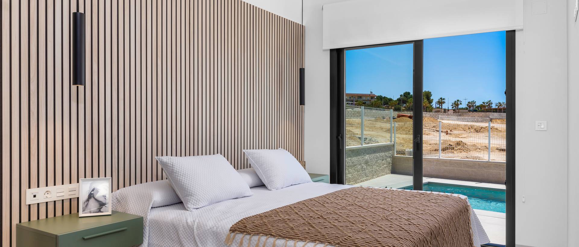 New - detached - La Finca Golf