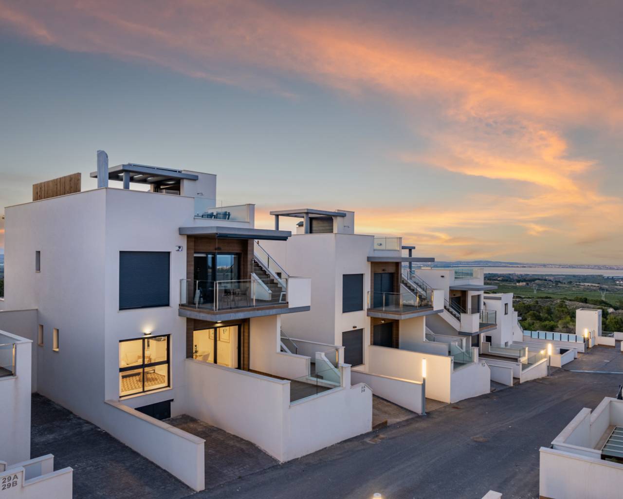 House in San Miguel de Salinas - view 1