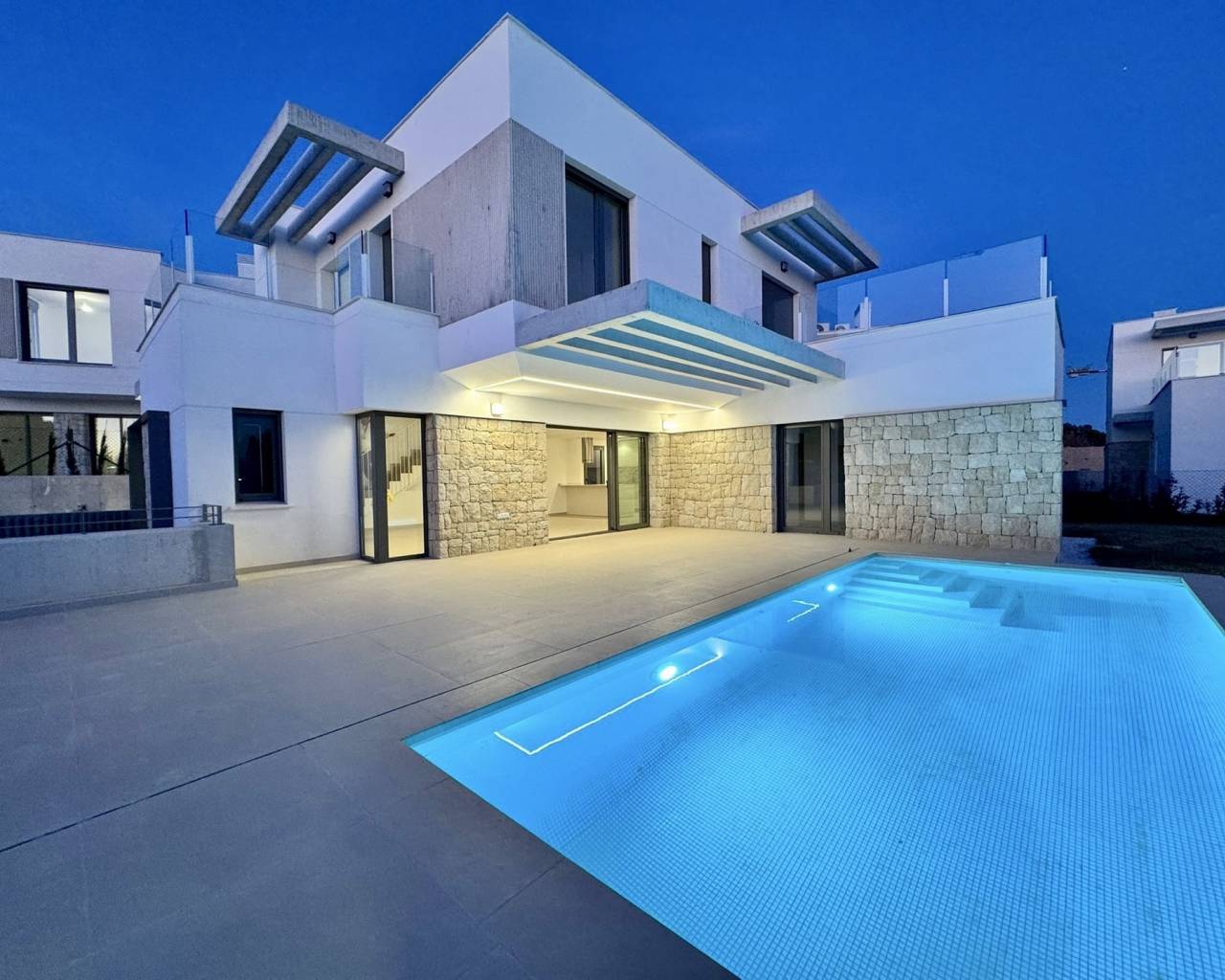 House in Finestrat - view 1