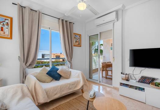 Resale - Apartment - Torrevieja - La Mata