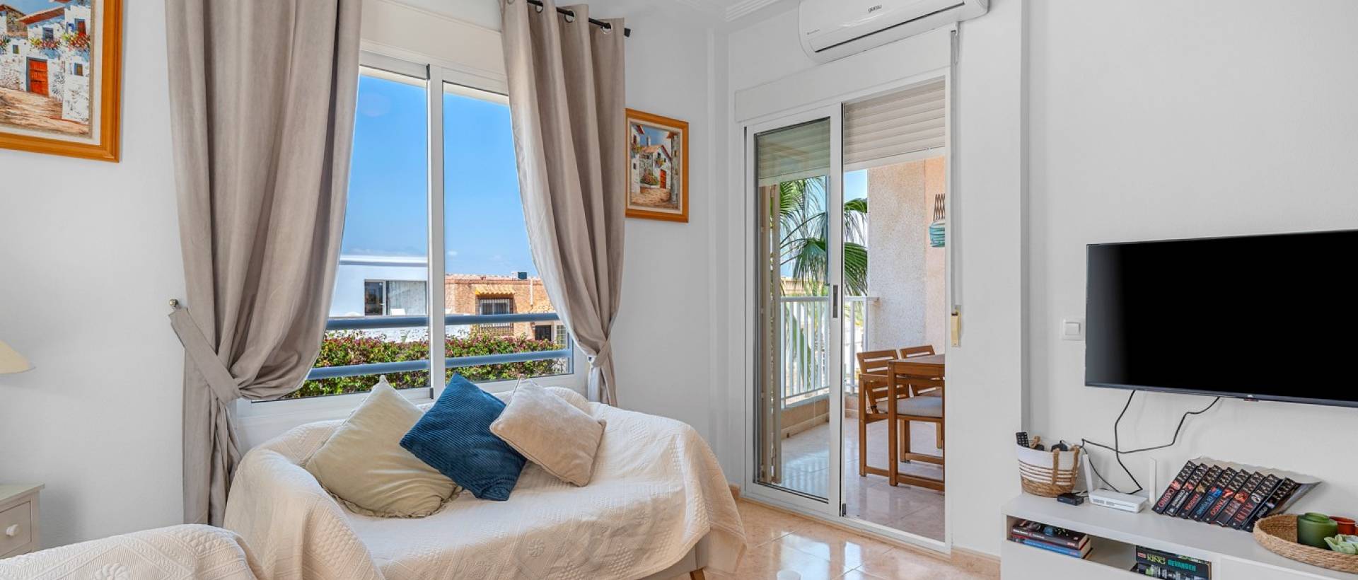 Resale - Apartment - Torrevieja - La Mata