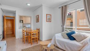 Resale - Apartment - Torrevieja - La Mata