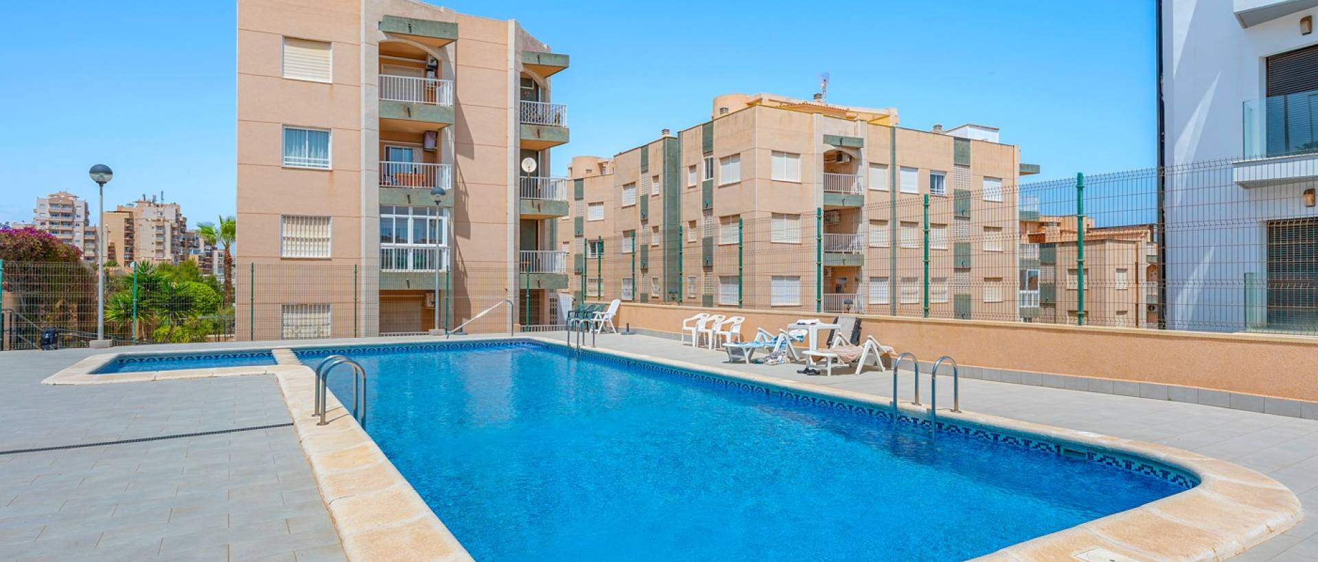 Resale - Apartment - Torrevieja - La Mata