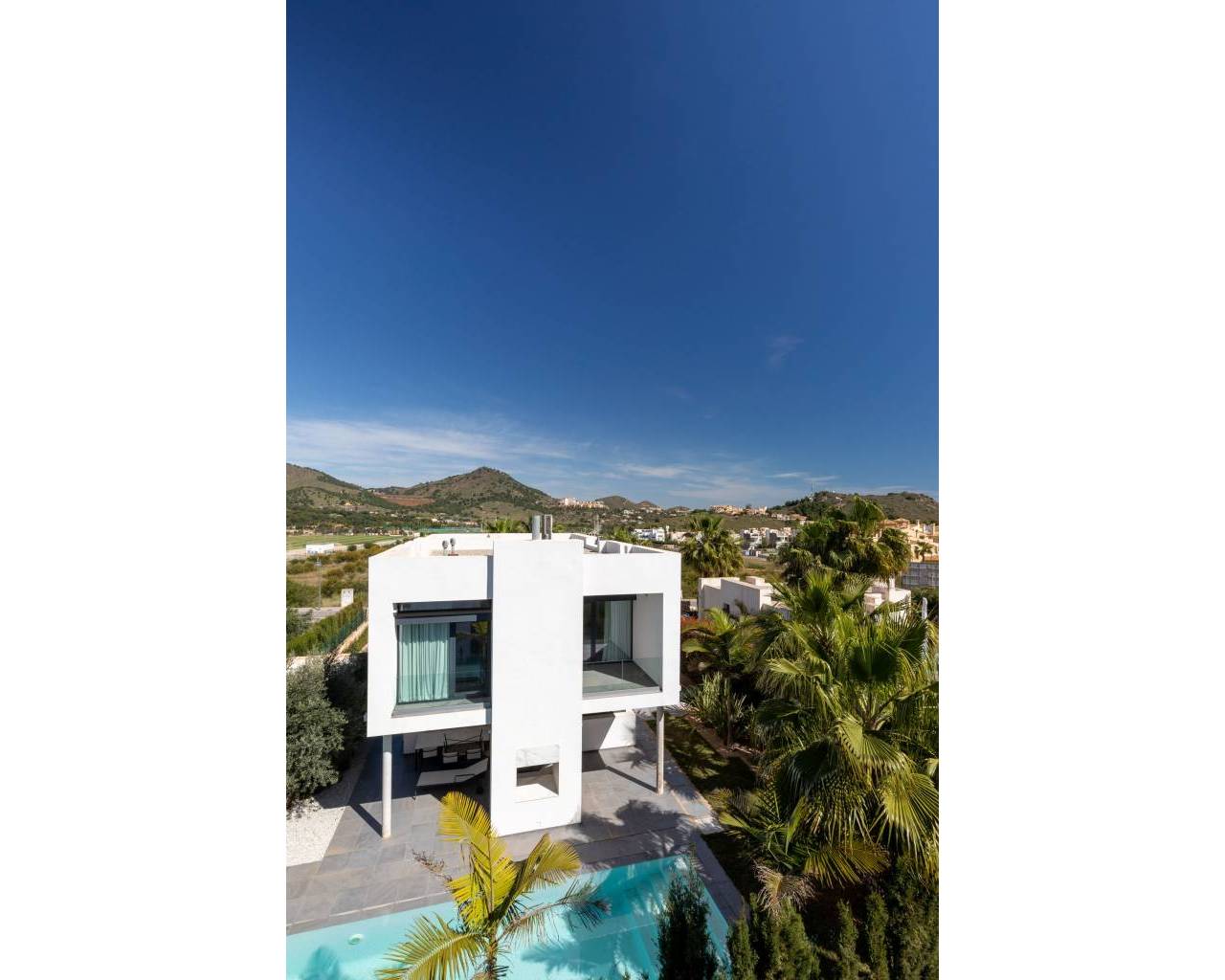 House in Jordana - Image 3