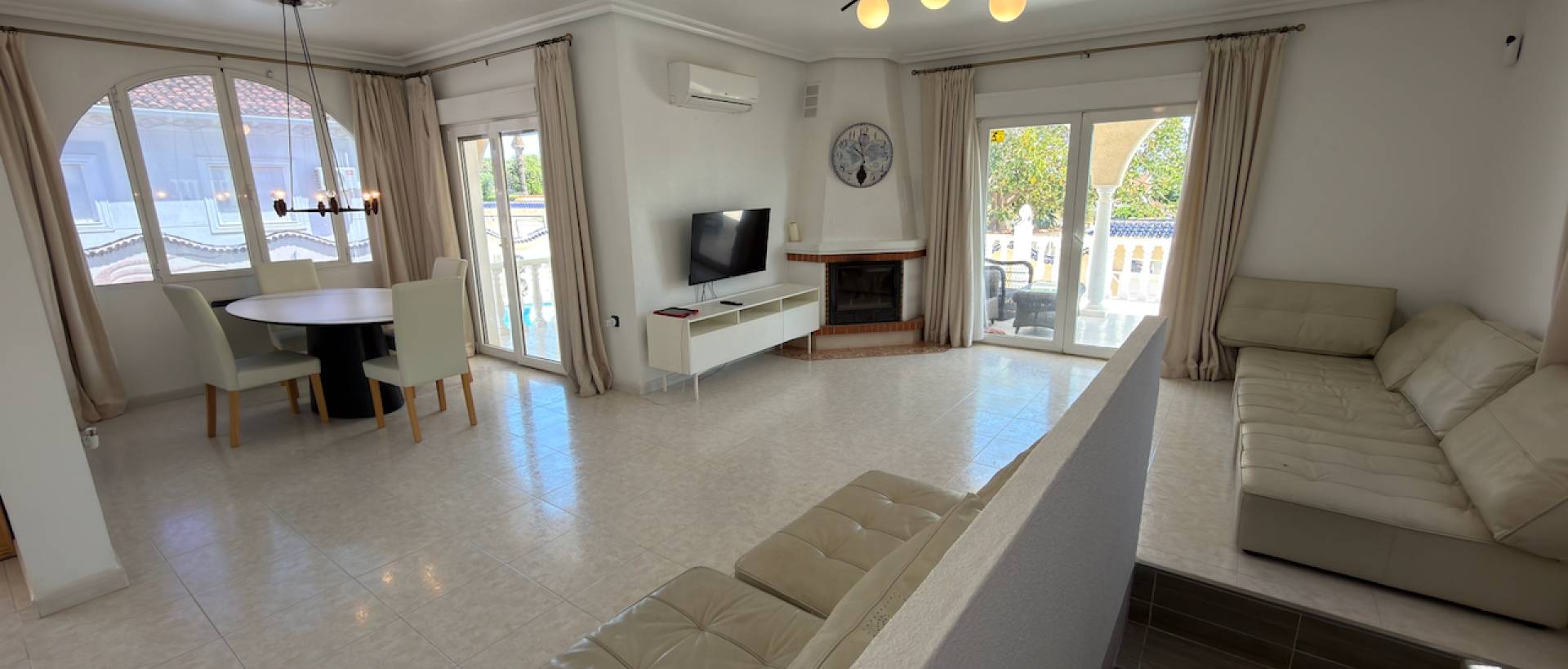 Resale - Villa - Ciudad Quesada - Urbanizaciones