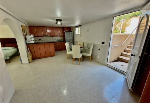 Resale - Villa - Ciudad Quesada - Urbanizaciones