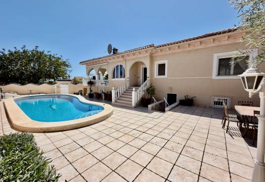 Resale - Villa - Ciudad Quesada - Urbanizaciones