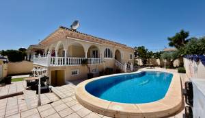 Resale - Villa - Ciudad Quesada - Urbanizaciones