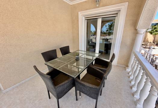 Resale - Villa - Ciudad Quesada - Urbanizaciones