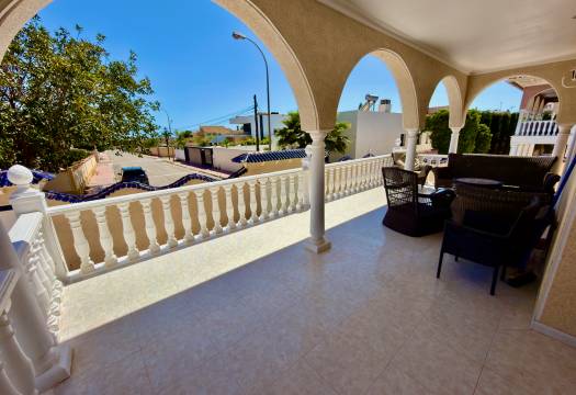 Resale - Villa - Ciudad Quesada - Urbanizaciones
