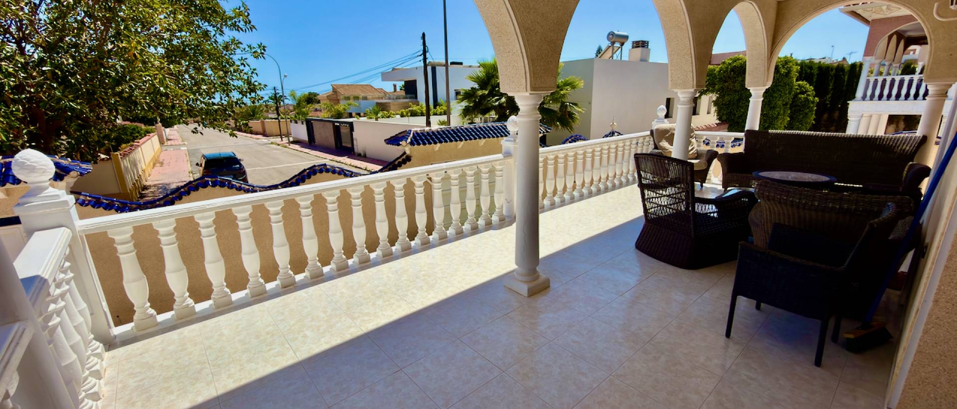 Resale - Villa - Ciudad Quesada - Urbanizaciones