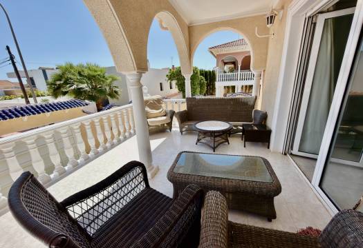 Resale - Villa - Ciudad Quesada - Urbanizaciones