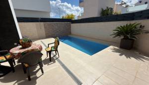 Resale - Villa - Benijofar