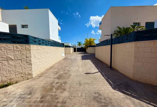 Resale - Villa - Benijofar