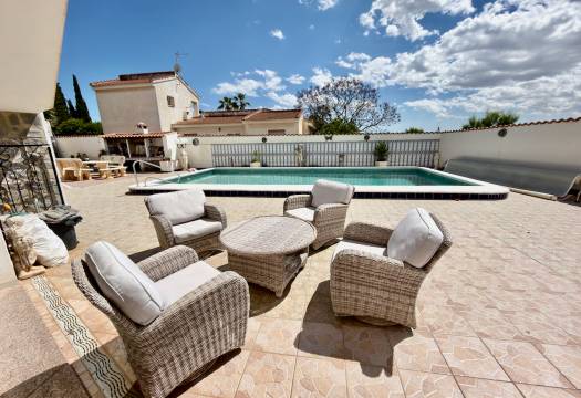 Resale - Villa - Ciudad Quesada