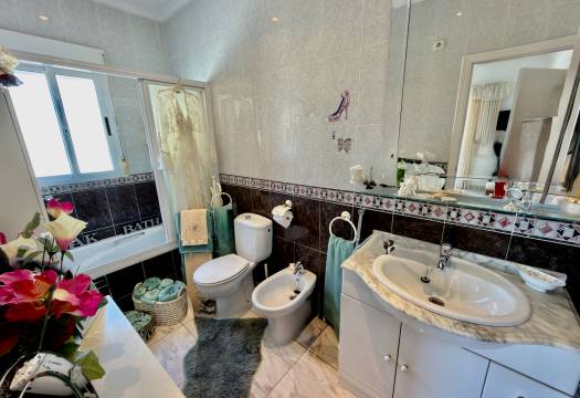 Resale - Villa - Ciudad Quesada